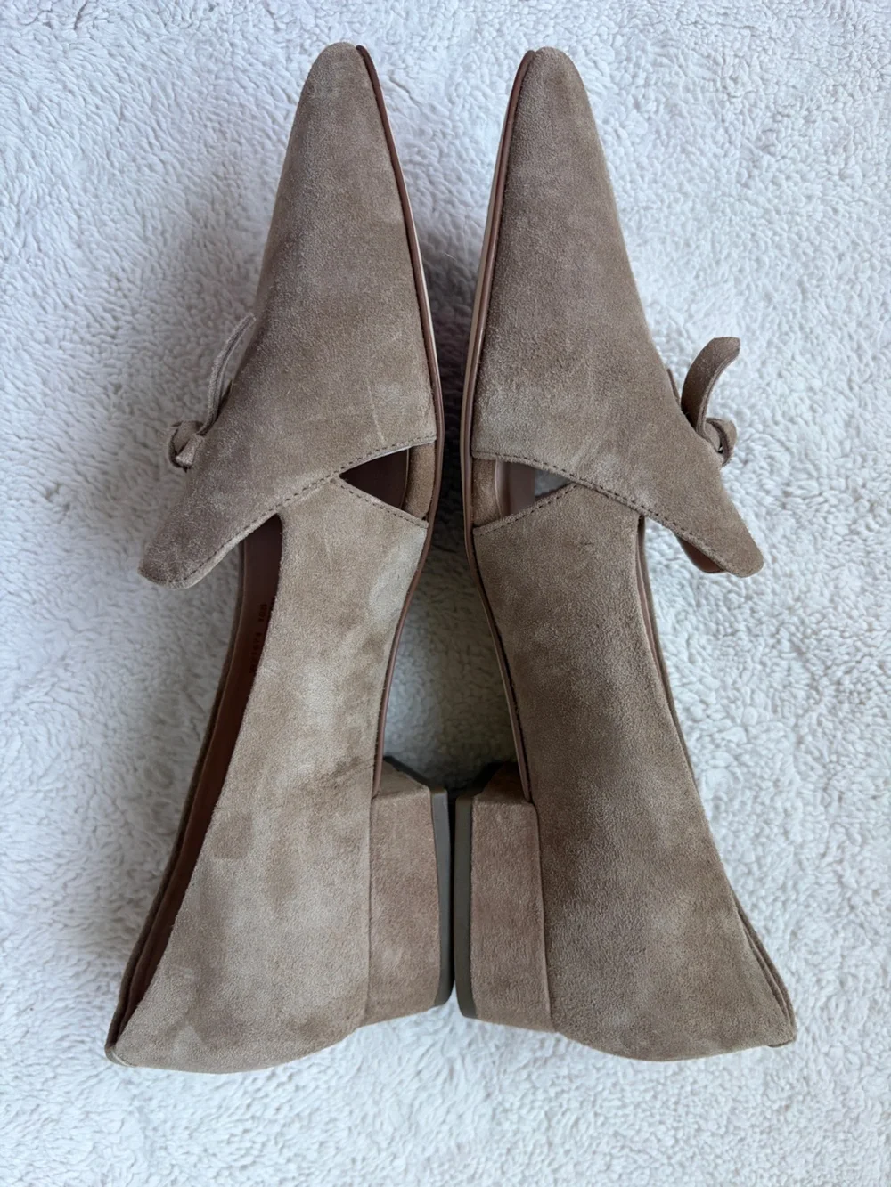 Like New Cole Haan Taupe Suede Pointed Toe Loafers with Bow Accent Women Size 10